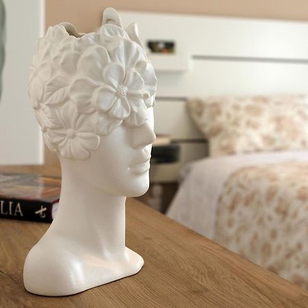 Victoria Home Living Катания Экстерьер фото